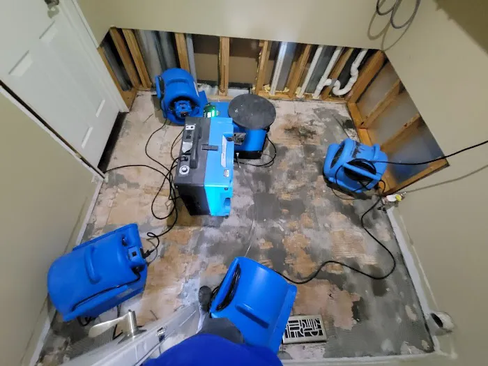 Chicagoland Water Medics Picture 1