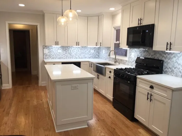 Disaster Solution - Illinois Restoration Services Picture 4