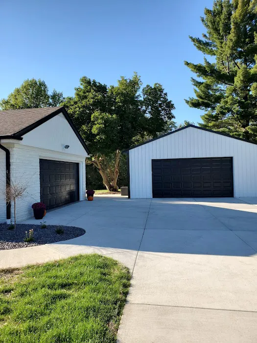 Clean & Coat Painting Picture 1