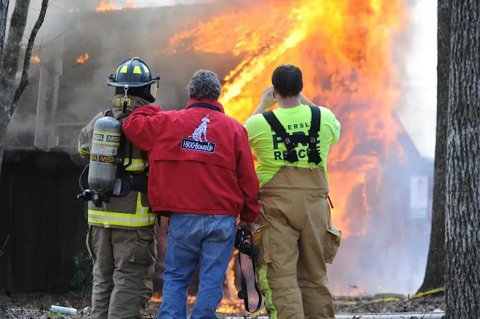 1-800-BoardUp of Joliet Picture 1