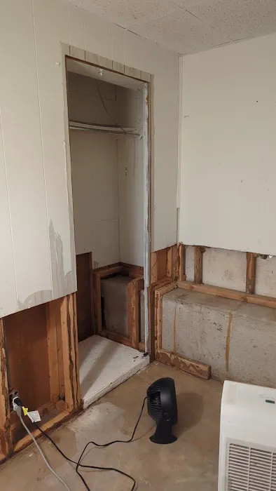 Scene Cleaners Picture 10