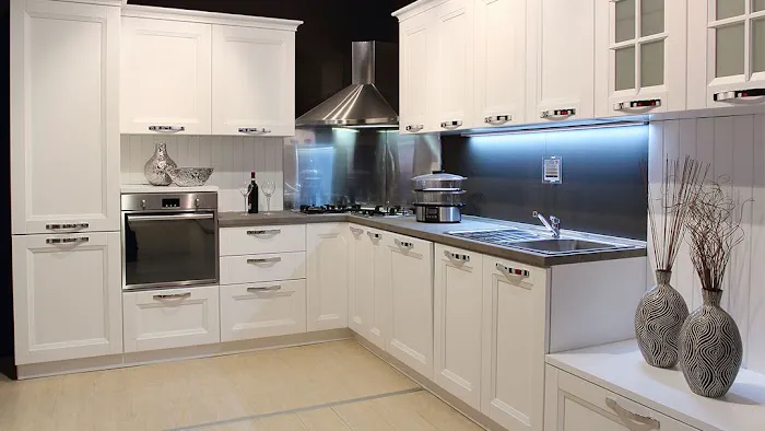 Service Doctor Remodeling and Refinishing Design Studio Picture 3