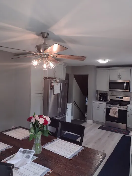 Service Doctor Remodeling and Refinishing Design Studio Picture 8