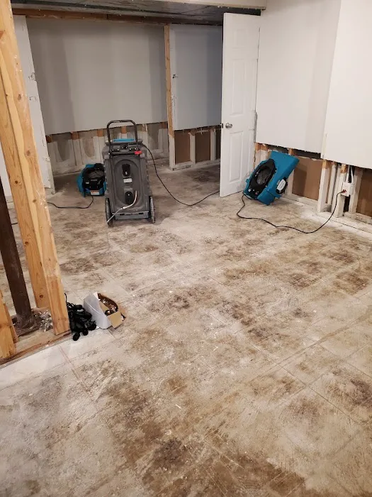 ServiceMaster Quality Restoration Water & Mold Restoration- Arlington Heights Picture 5