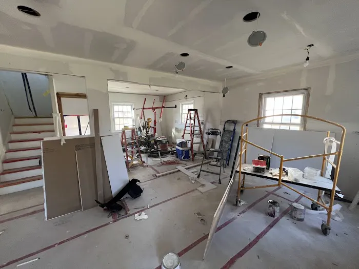 Silva's Remodeling Picture 4