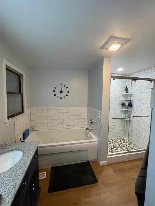 Silva's Remodeling Picture 2