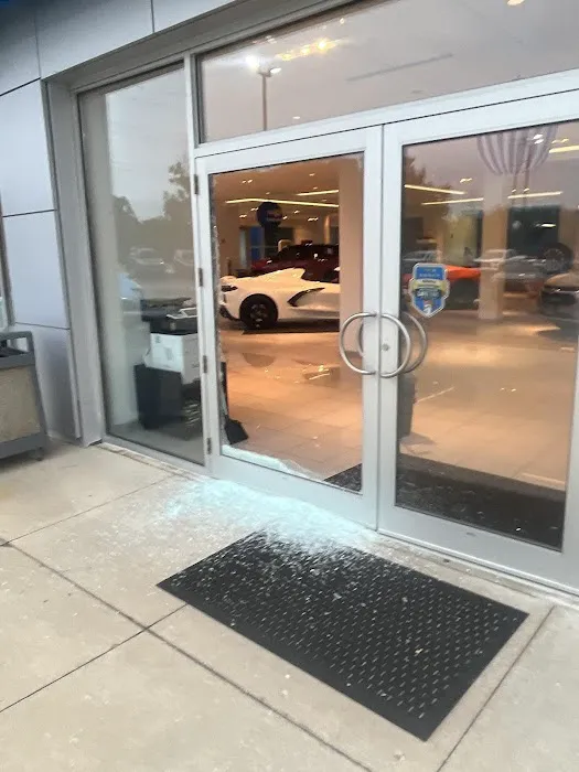 1-800 BoardUp of Lake Bluff Picture 7