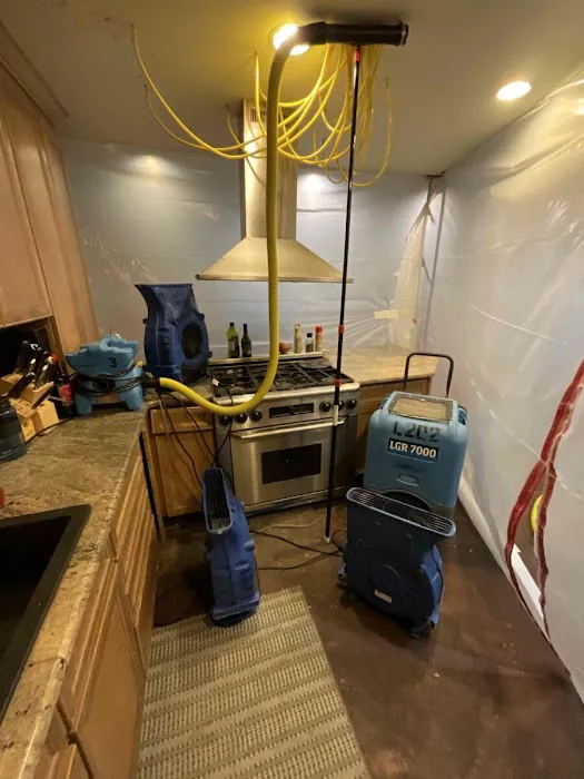 Camelot Emergency Water Removal Picture 4