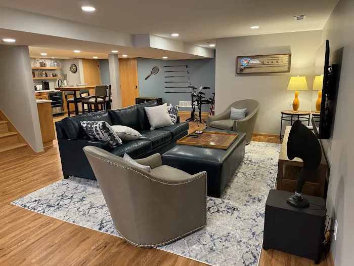 Odd Job Larry Inc Picture 3