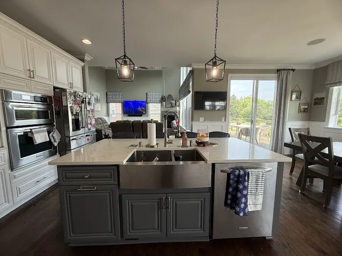 Odd Job Larry Inc Picture 8