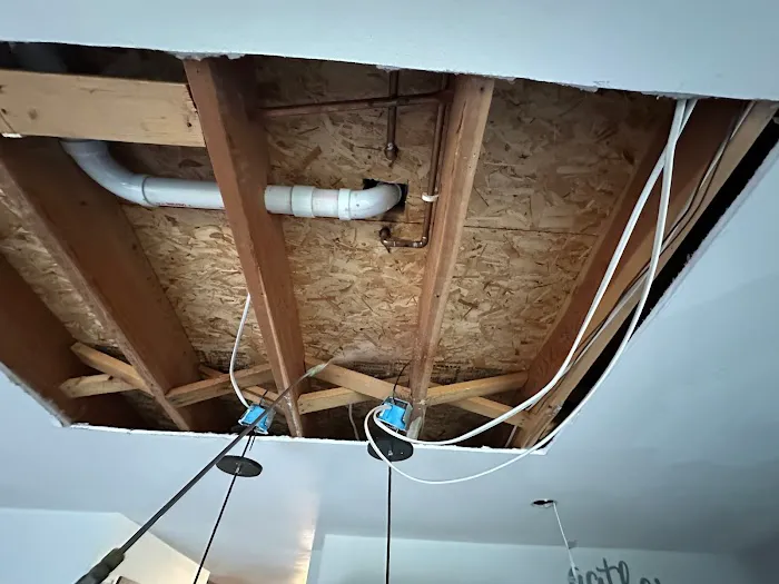 Superior 24/7 Inc. Picture 10