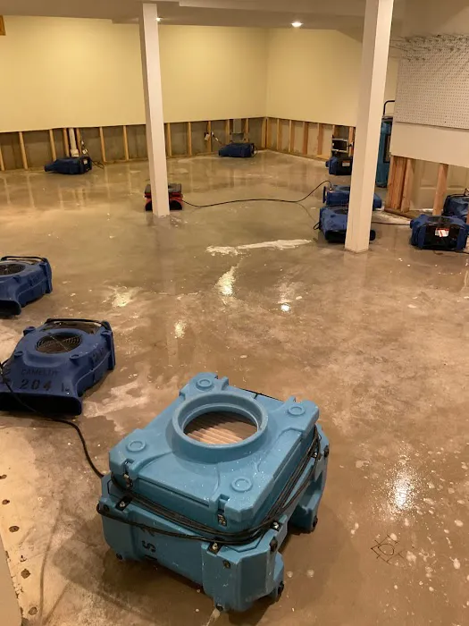 Camelot Emergency Water Removal Picture 1