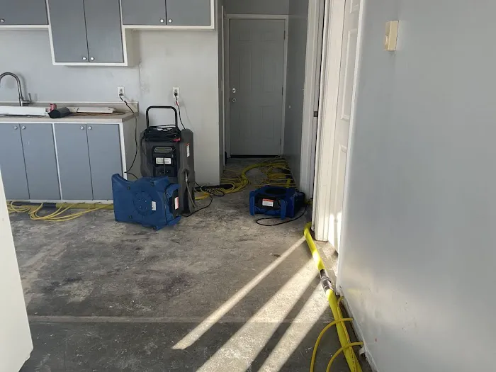 Camelot Emergency Water Removal Picture 4