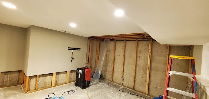 Hays + Sons Picture 3