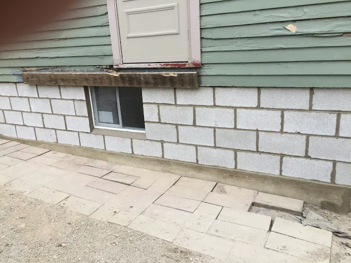 Interior Channel Picture 7