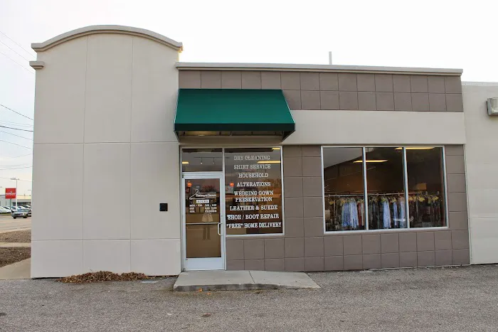 Plantenga's Cleaners Picture 3