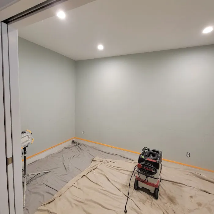 American Paint & Paper Picture 8