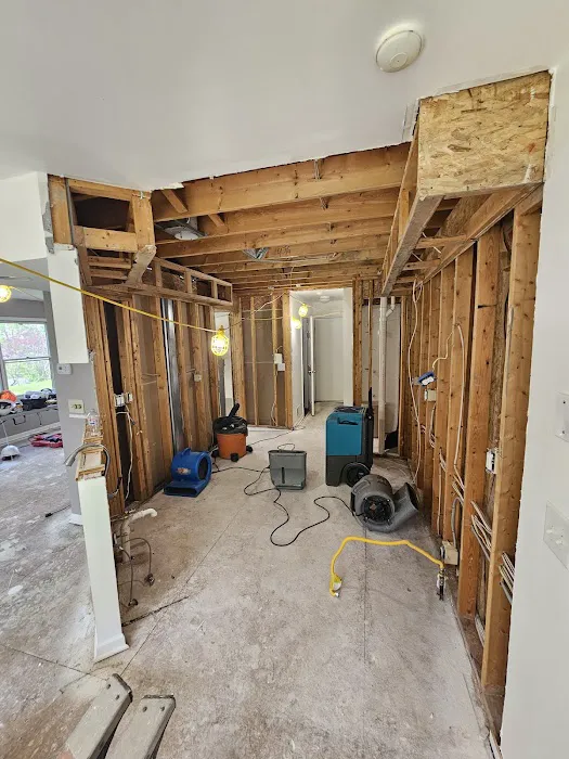 Atlas Restoration & Cleaning LLC Picture 2