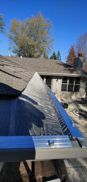 Leaf It 2 Me Picture 4