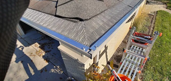 Leaf It 2 Me Picture 3