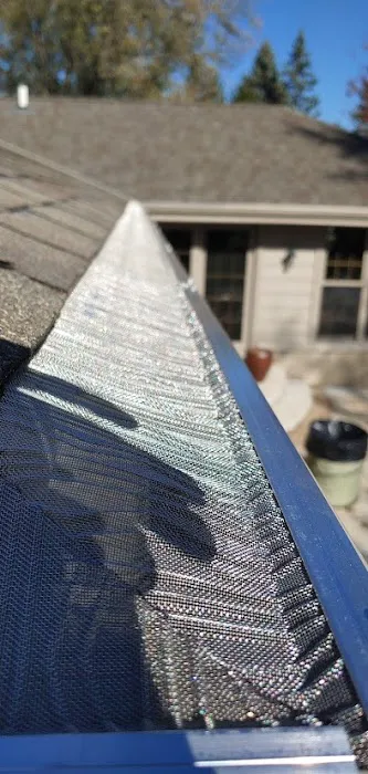 Leaf It 2 Me Picture 2