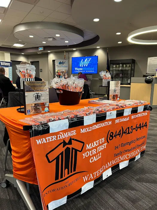 The Referee Picture 3