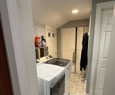 Pleasant Valley Building