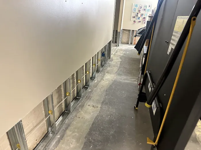 911 of Metro Detroit East Picture 1