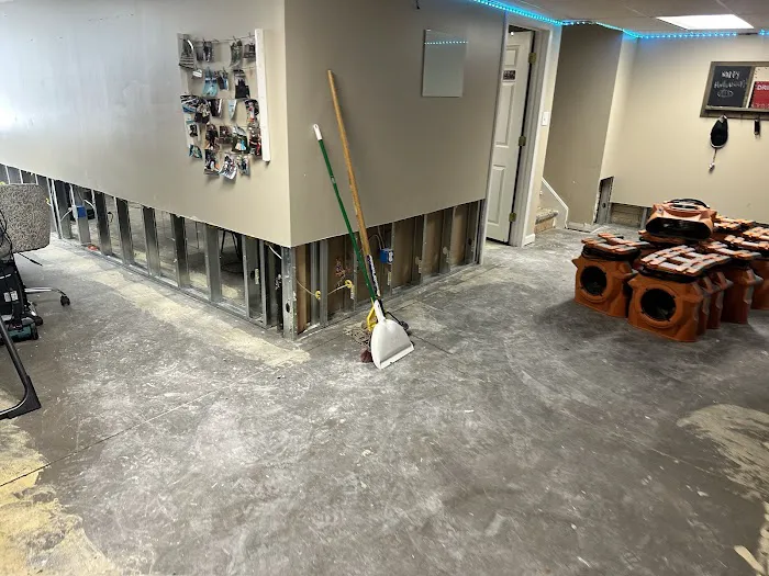 911 of Metro Detroit East Picture 10