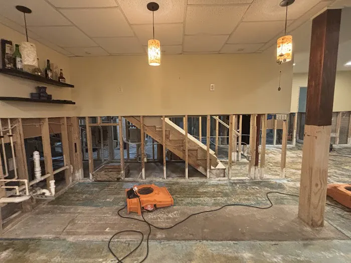 911 of Metro Detroit East Picture 3