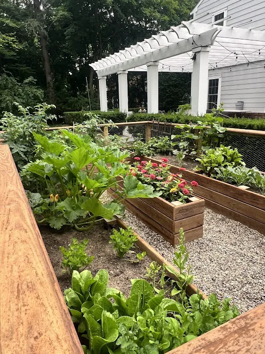 EJH Construction Inc Picture 8