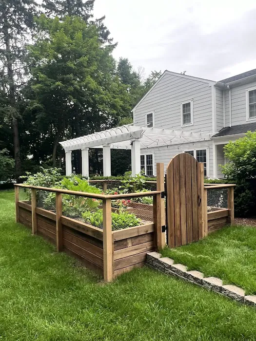 EJH Construction Inc Picture 6