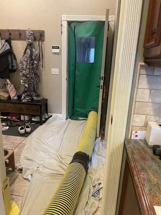 Amistee Air Duct Cleaning and Insulation Picture 2