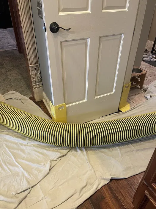 Amistee Air Duct Cleaning and Insulation Picture 5