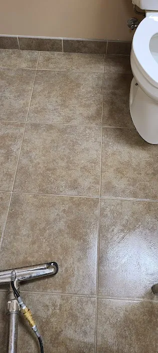 Area's Best Carpet & Upholstery Cleaning Picture 2