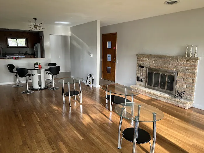 Full Service Painting Picture 2