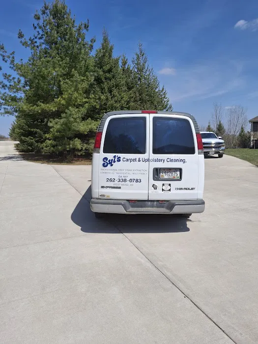 Syl's Carpet & Upholstery Cleaning Inc Picture 3