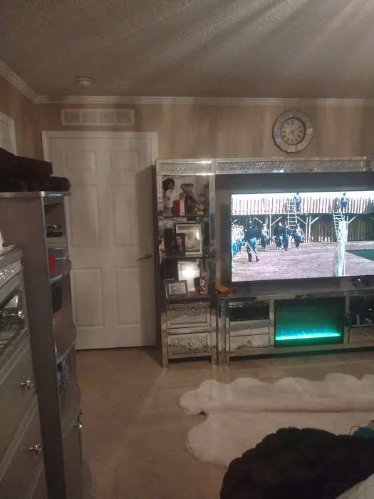 Miracle Construction & Restoration Picture 1