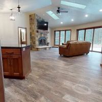 R Van Rite Construction & Restoration ico