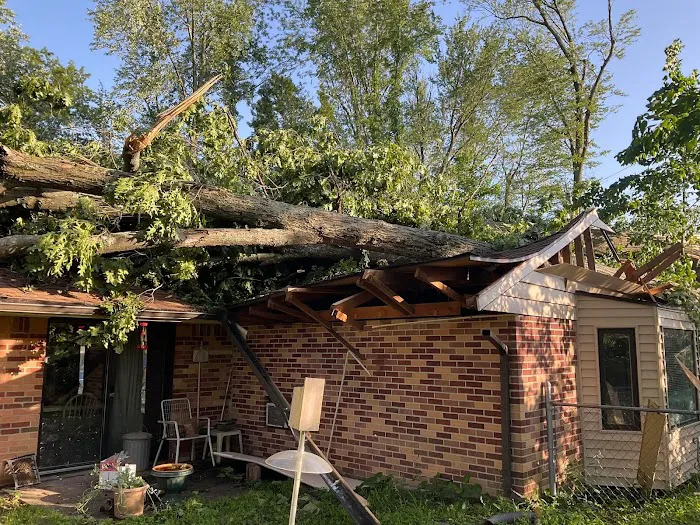 Boone Restoration Picture 8