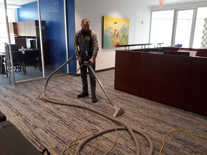 Aqua Master Disaster Response Team, LLC Picture 6