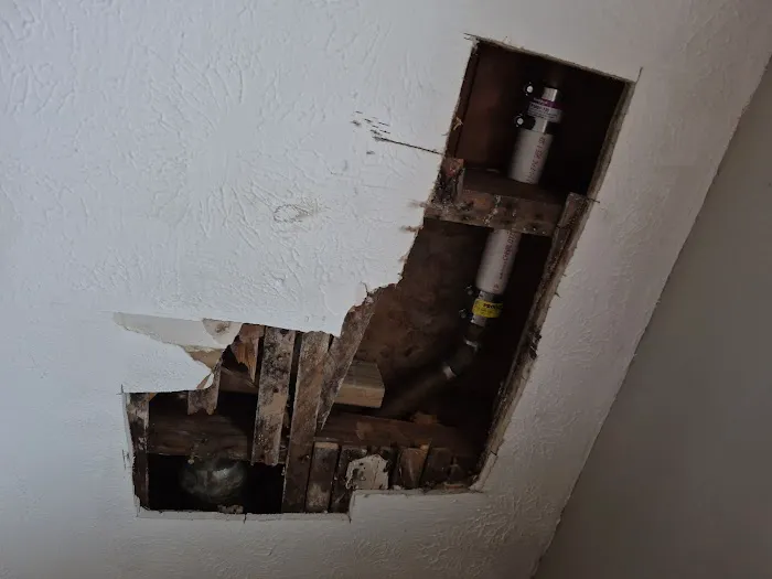 Presto! drywall repair and painting. Picture 8