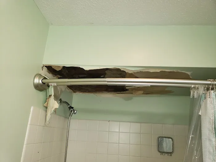 Presto! drywall repair and painting. Picture 4