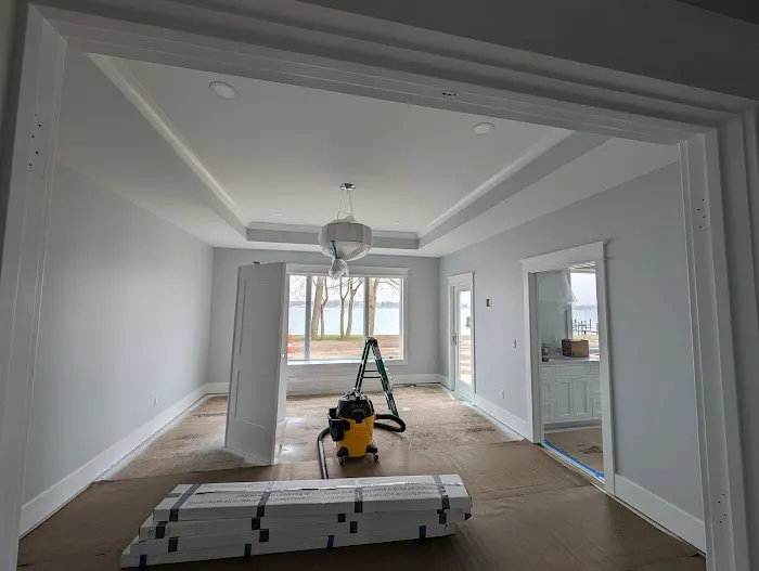 Tacie Painting & Refurbishing Picture 1