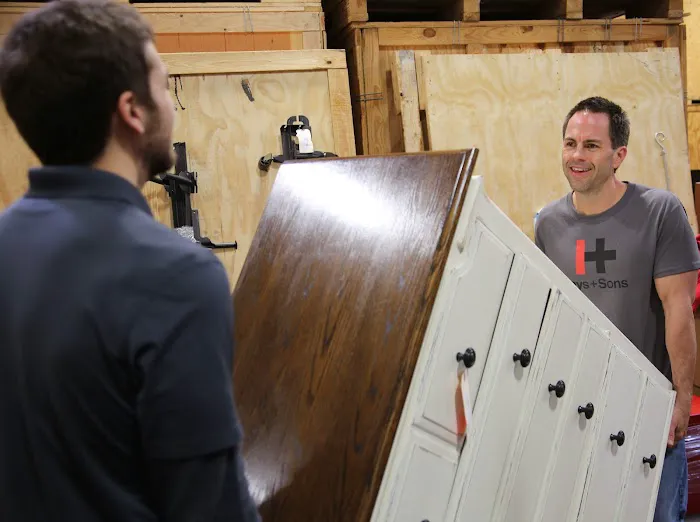 Hays + Sons Picture 4