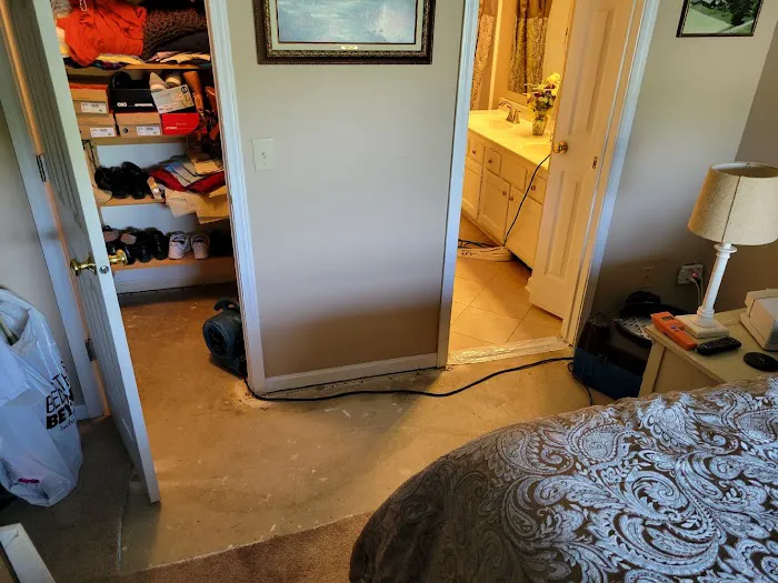 Amerestore - America's Restoration Team Picture 4