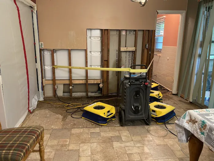 1-800 Water Damage of Greater Indianapolis Picture 7