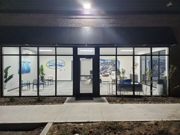 Elite Clean Restoration Picture 1