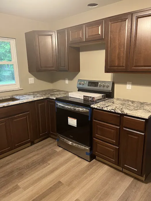 Hays + Sons Picture 3