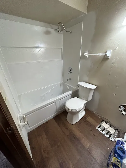 Hays + Sons Picture 6